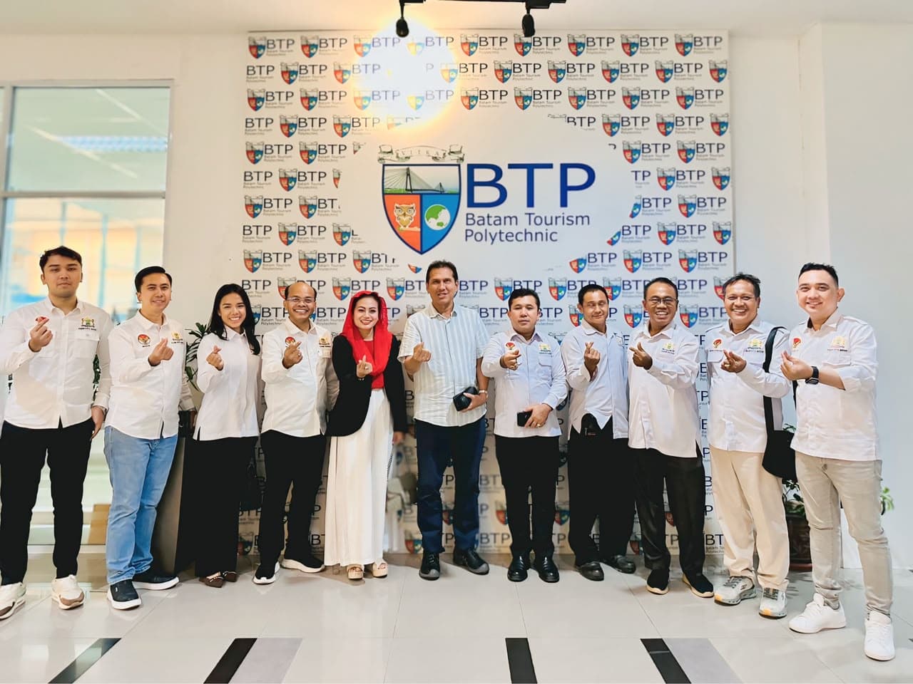 KADIN Kota Batam Gelar Silaturahmi dan Diskusi Santai dengan Bapak Asman Abnur